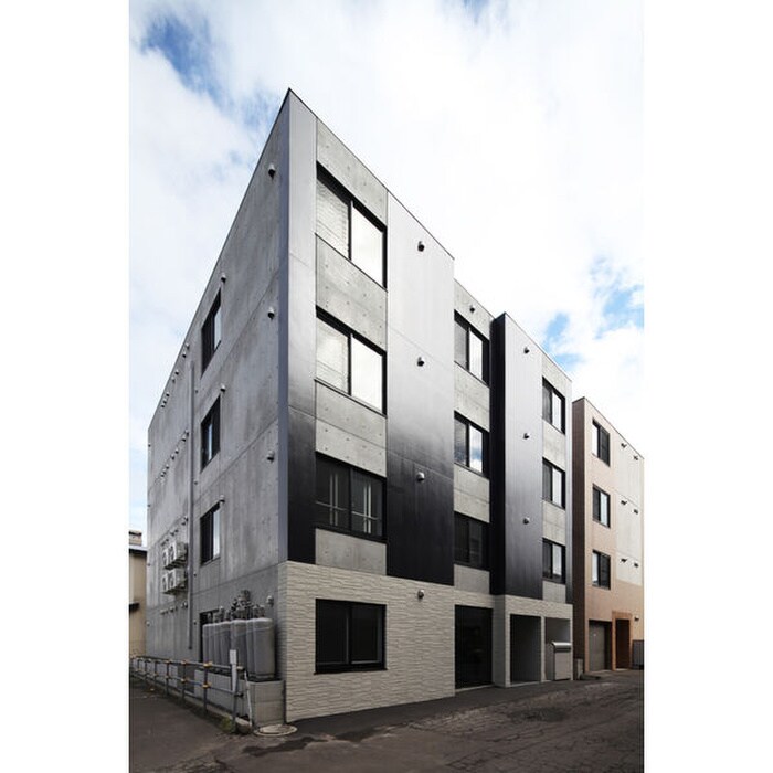 物件外観写真1　(外観写真)