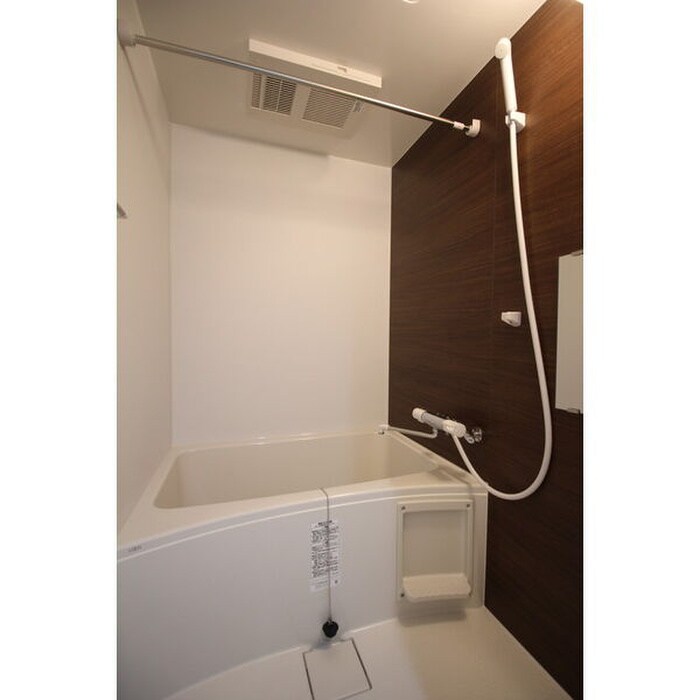 物件内観写真13　(バス／シャワールーム等)