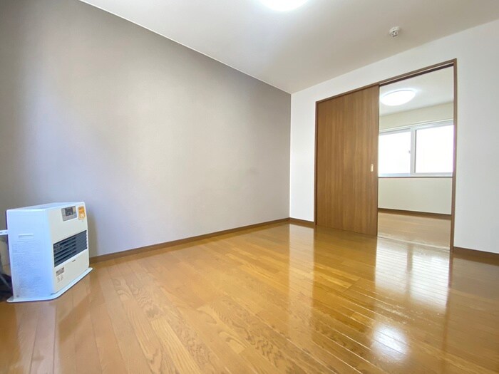 物件内観写真14　(居室)