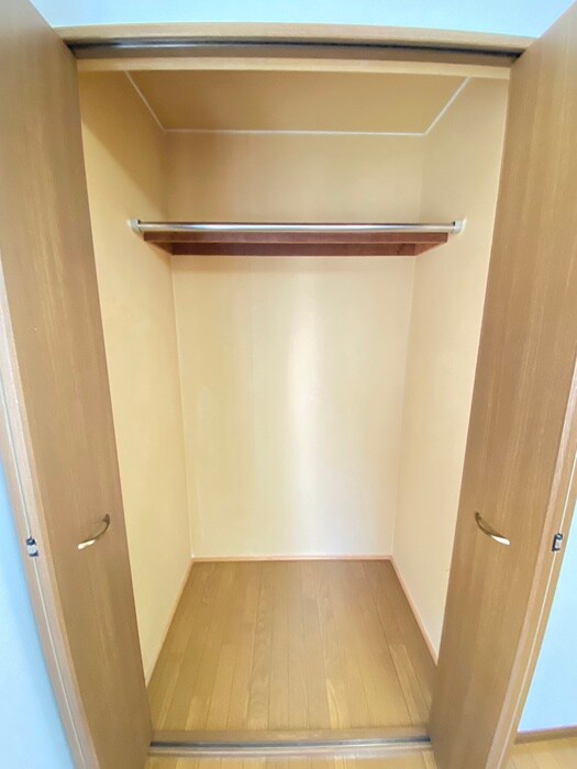 物件内観写真15　(収納)