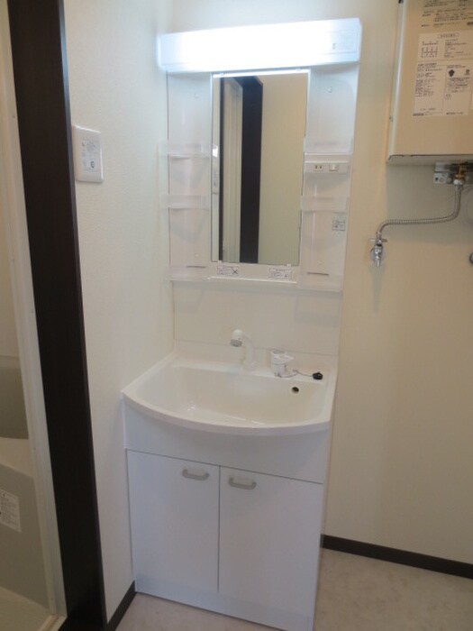 物件内観写真9　(洗面)