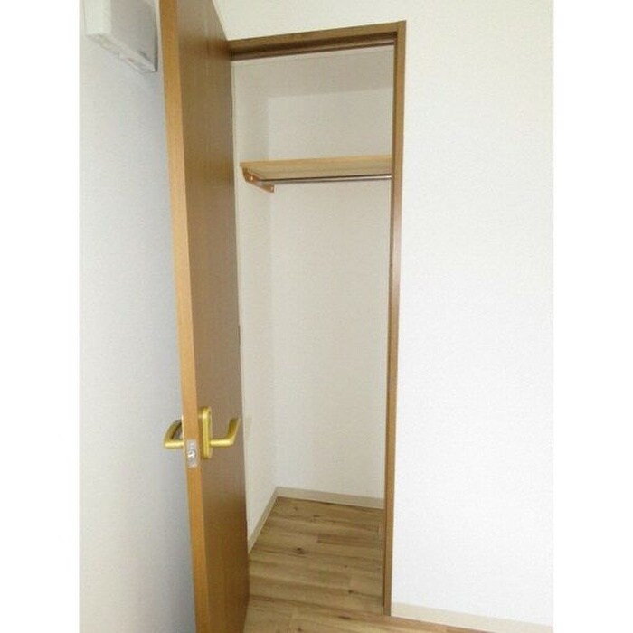 物件内観写真9　(収納)