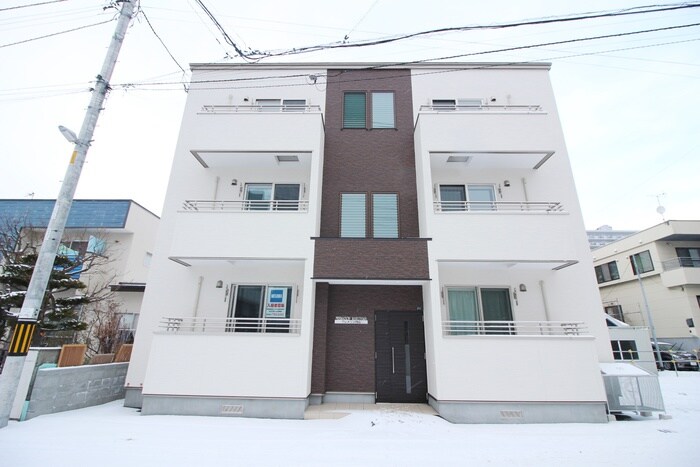 物件外観写真2　(外観写真)