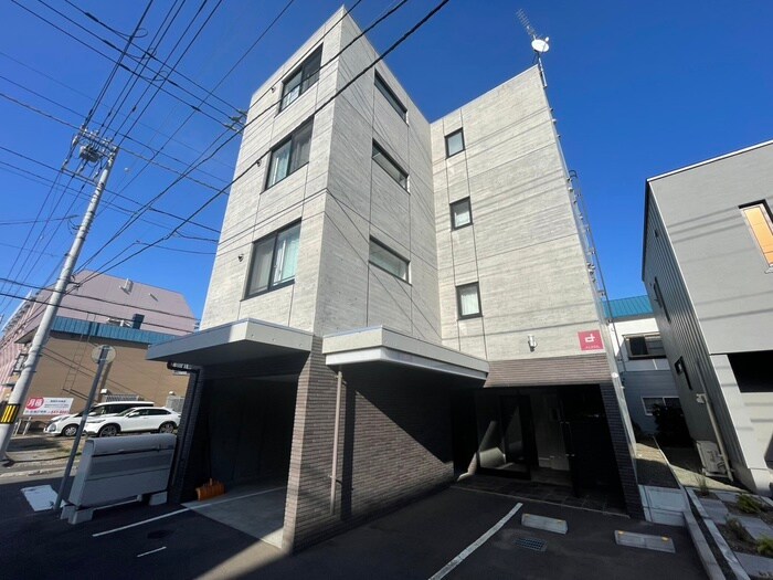 物件外観写真1　(外観写真)