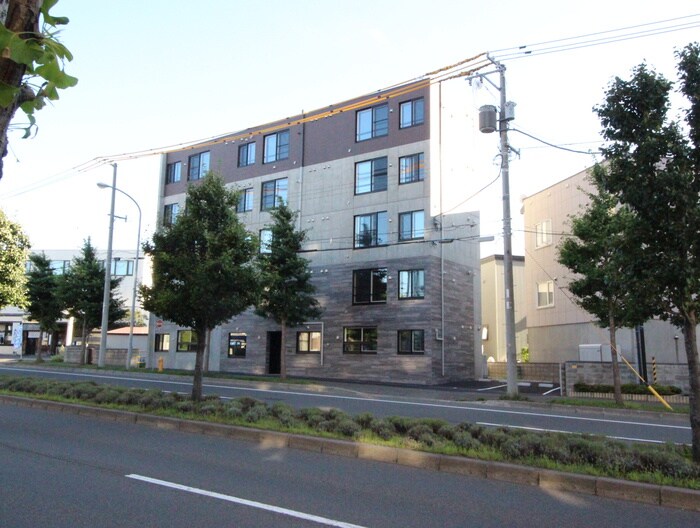 物件外観写真2　(外観写真)