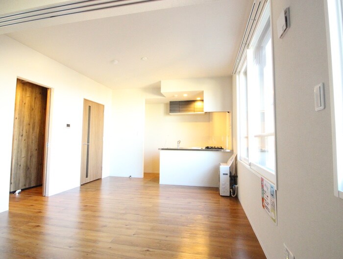 物件内観写真8　(居室)