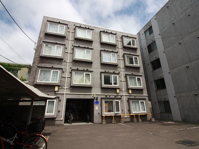 物件外観写真4　(外観写真)