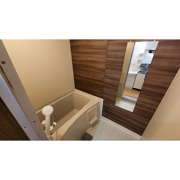 物件内観写真12　(バス／シャワールーム等)