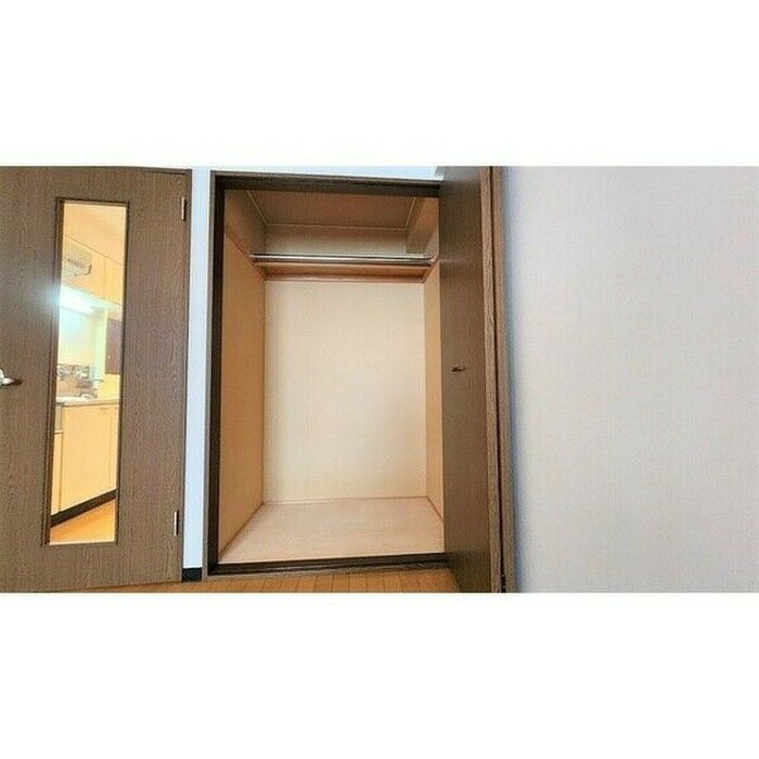 物件内観写真15　(収納)