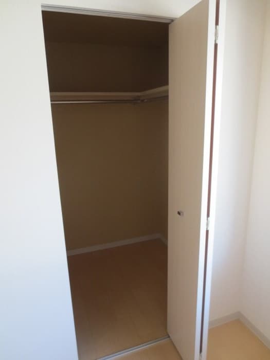 物件内観写真11　(収納)