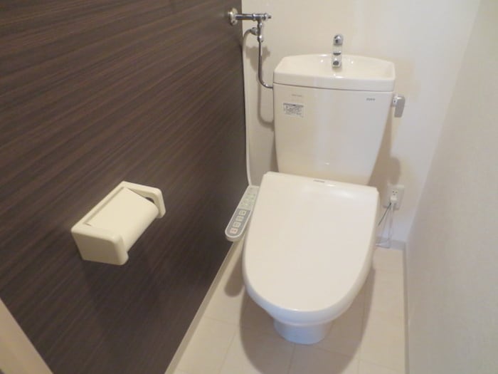 物件内観写真15　(トイレ)