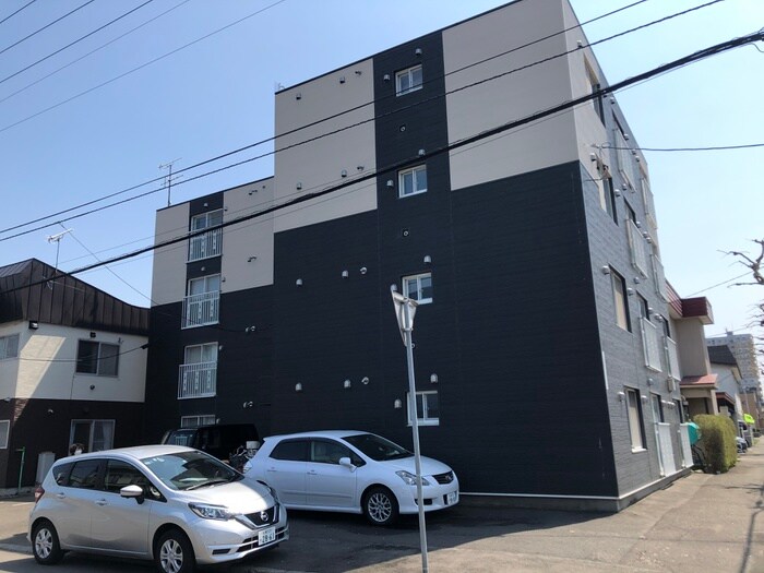 物件外観写真2　(外観写真)