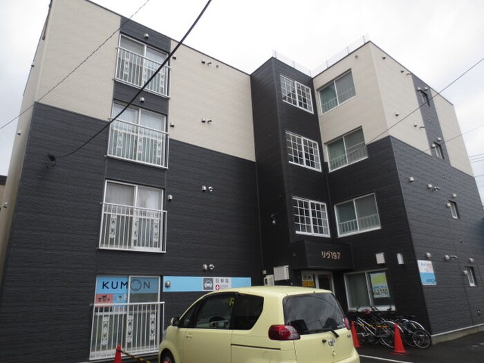 物件外観写真4　(外観写真)