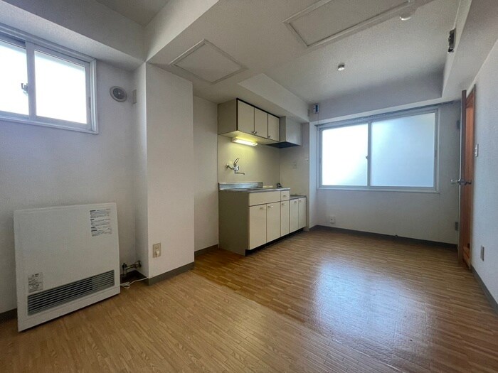 物件内観写真10　(居室)