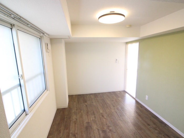 物件内観写真10　(居室)