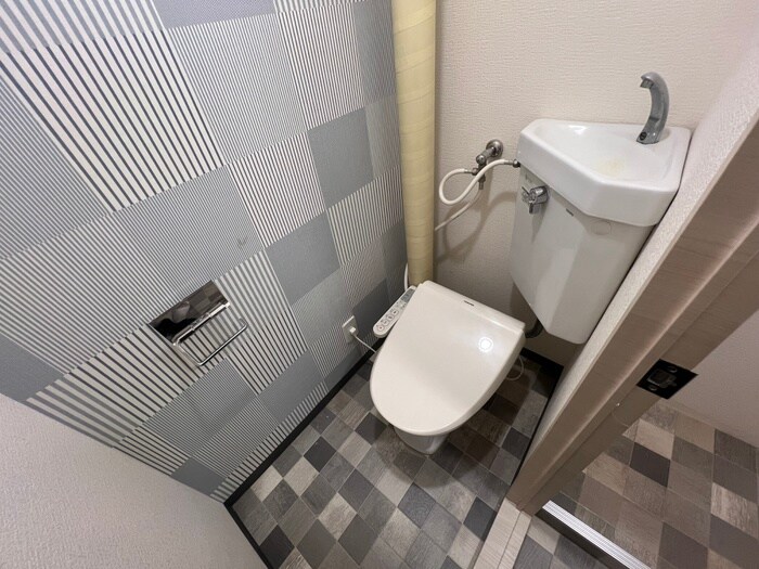 物件内観写真15　(トイレ)