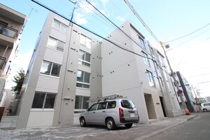 ALPHA本郷通外観写真