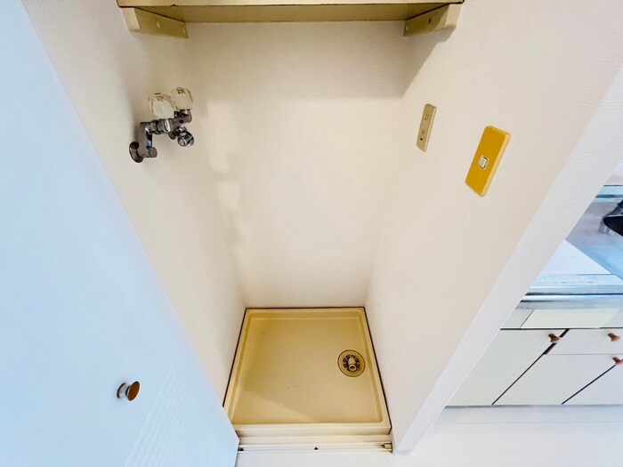 物件内観写真20　(洗濯機置場)