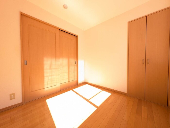 物件内観写真18　(居室)