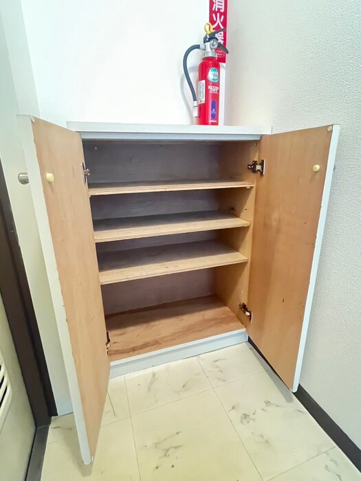 物件内観写真8　(靴箱)
