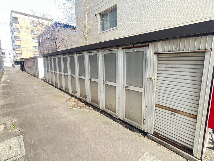 物件外観写真4　(建物設備)