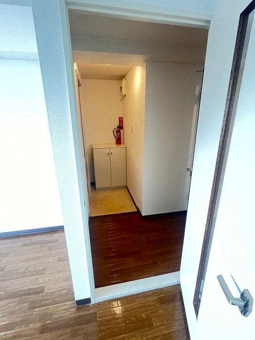 物件内観写真22　(廊下)