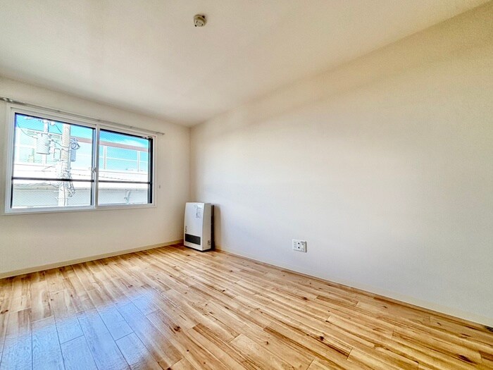 物件内観写真8　(居室)