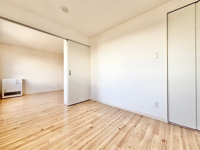 物件内観写真12　(居室)