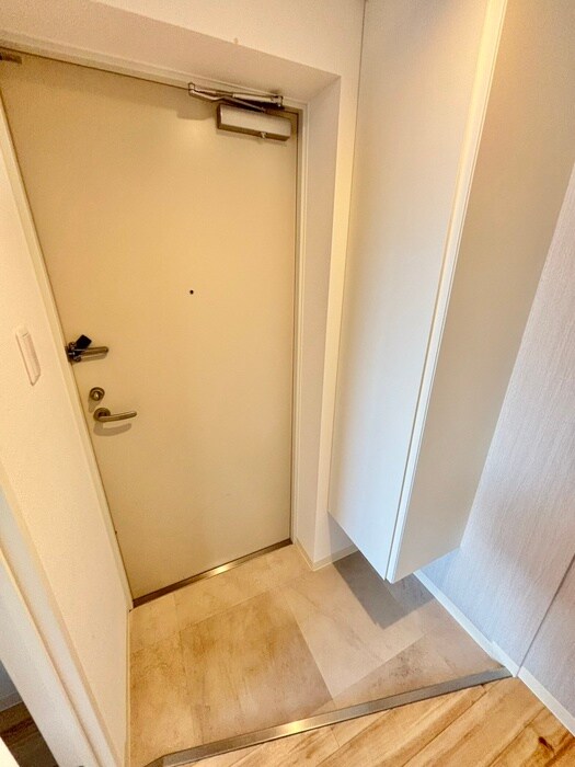 物件内観写真19　(玄関)