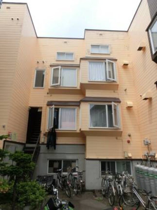 物件外観写真6　(外観写真)