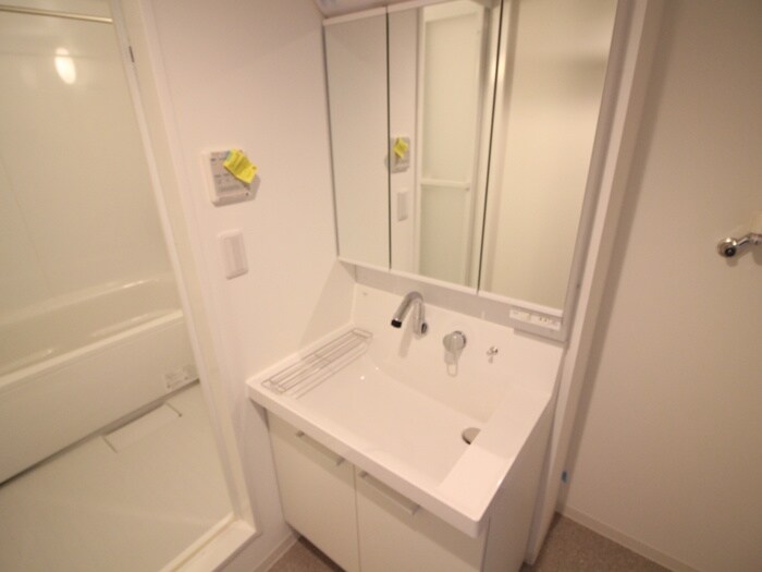 物件内観写真12　(洗面)