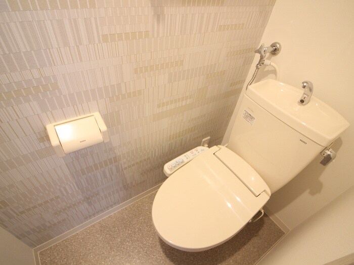 物件内観写真13　(トイレ)