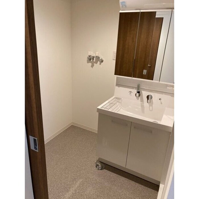 物件内観写真13　(洗面)