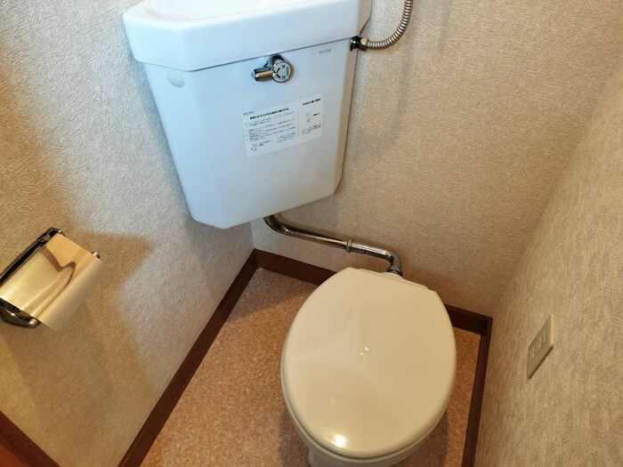 物件内観写真15　(トイレ)