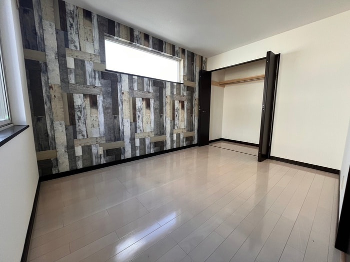 物件内観写真10　(居室)