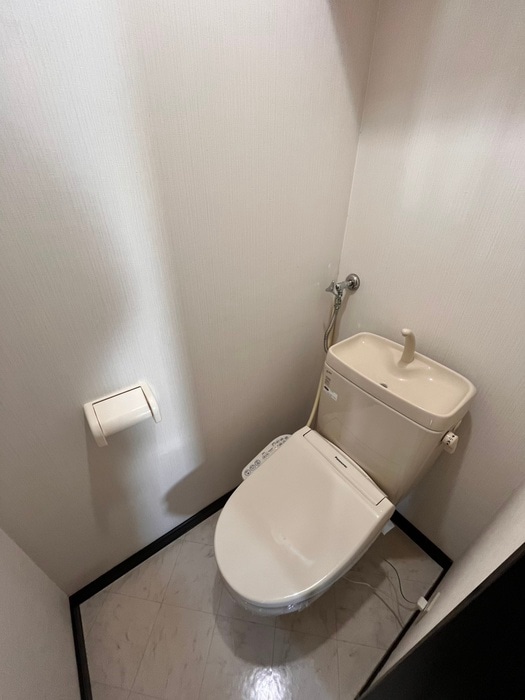 物件内観写真15　(トイレ)