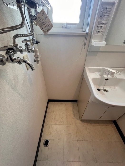 物件内観写真17　(洗濯機置場)