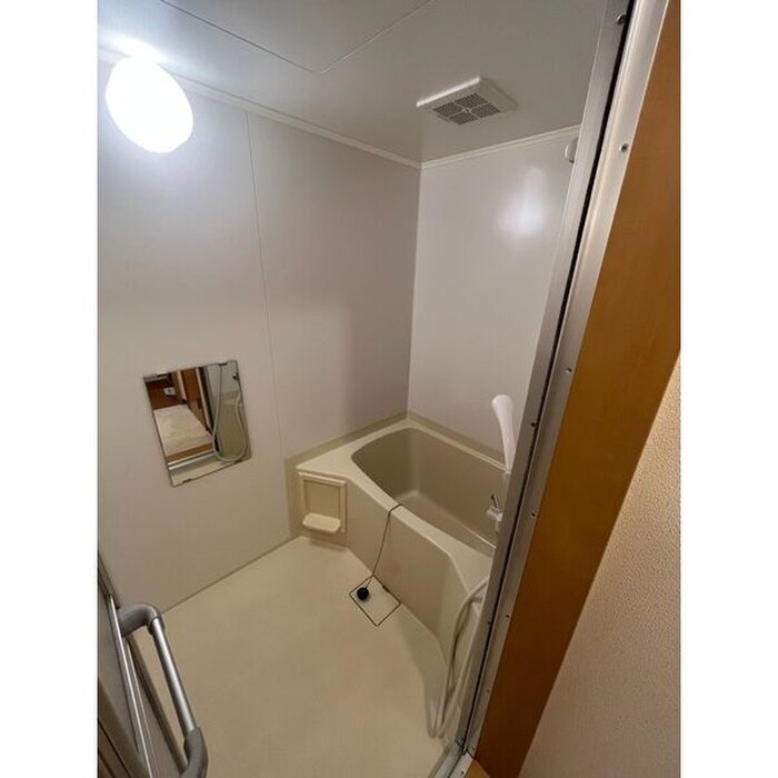 物件内観写真10　(バス／シャワールーム等)