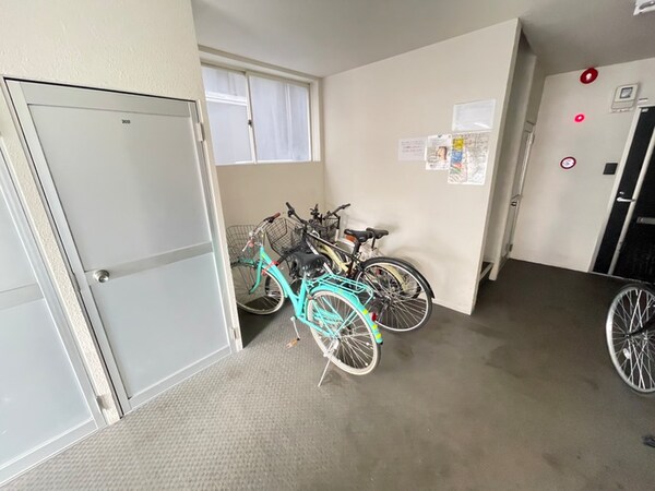 駐輪場