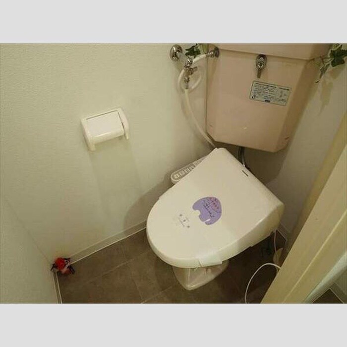 物件内観写真12　(トイレ)