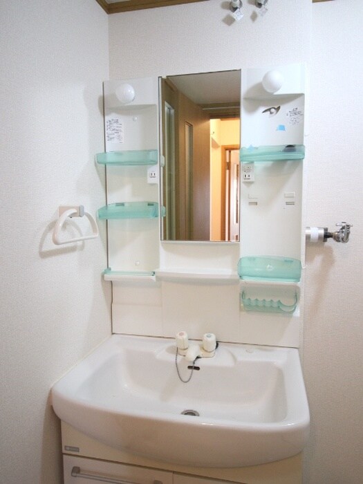 物件内観写真13　(洗面)