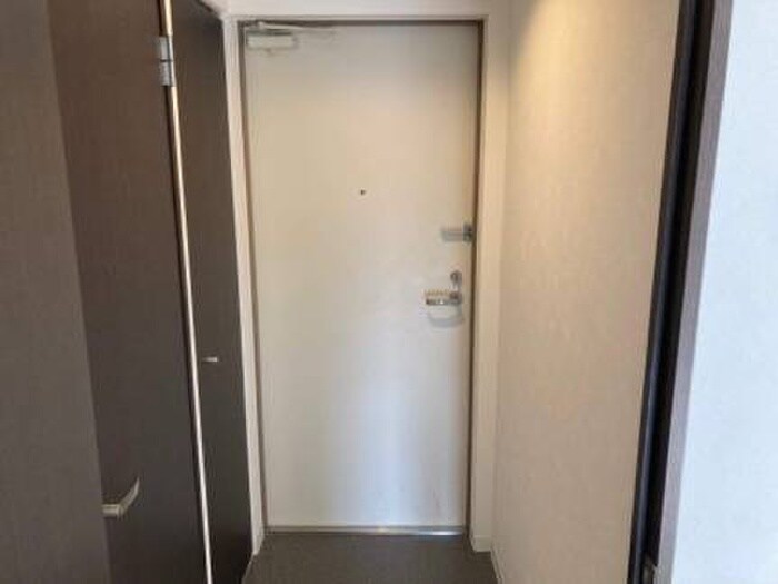 物件内観写真20　(玄関)
