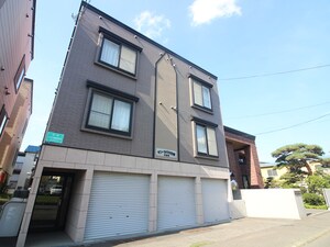 サン・タバサ月寒参番館外観写真