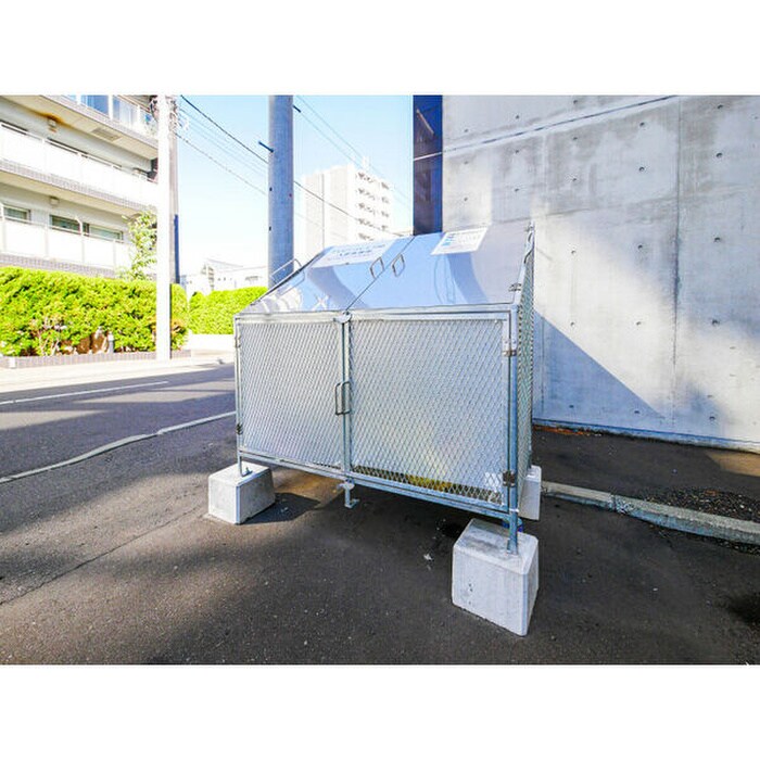 物件外観写真5　(建物設備)