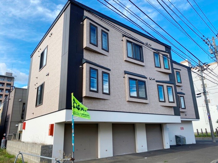 物件外観写真2　(外観写真)