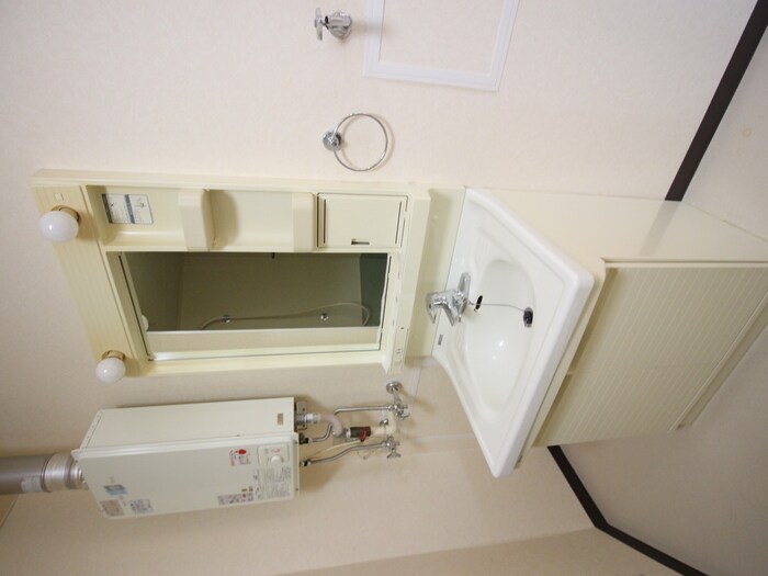 物件内観写真13　(洗面)