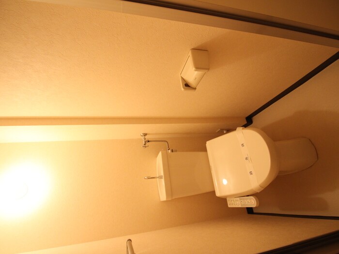 物件内観写真15　(トイレ)