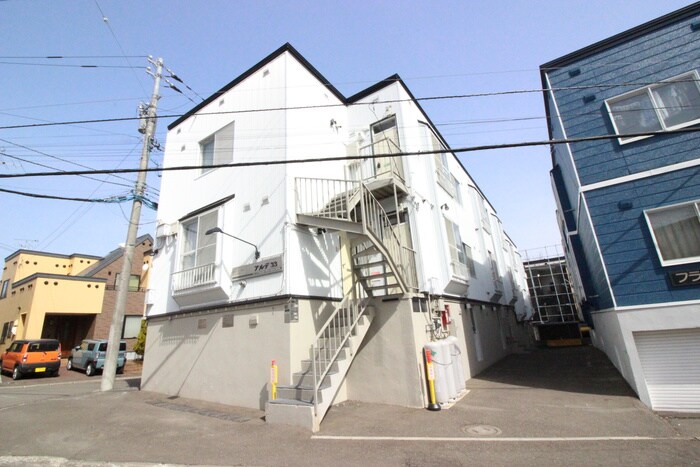 物件外観写真1　(外観写真)