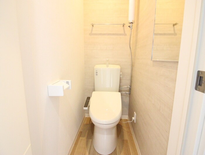 物件内観写真17　(トイレ)