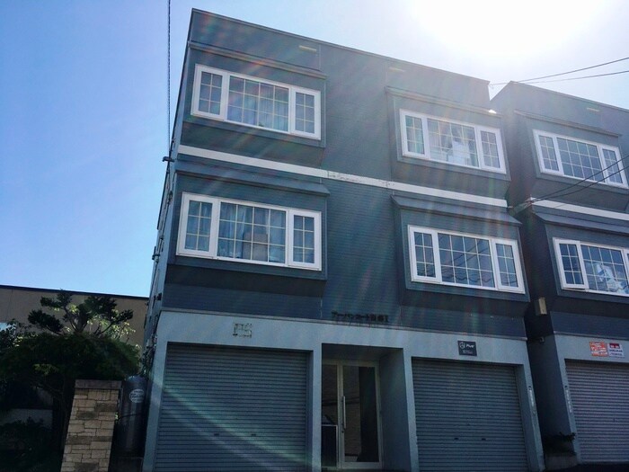 物件外観写真2　(外観写真)